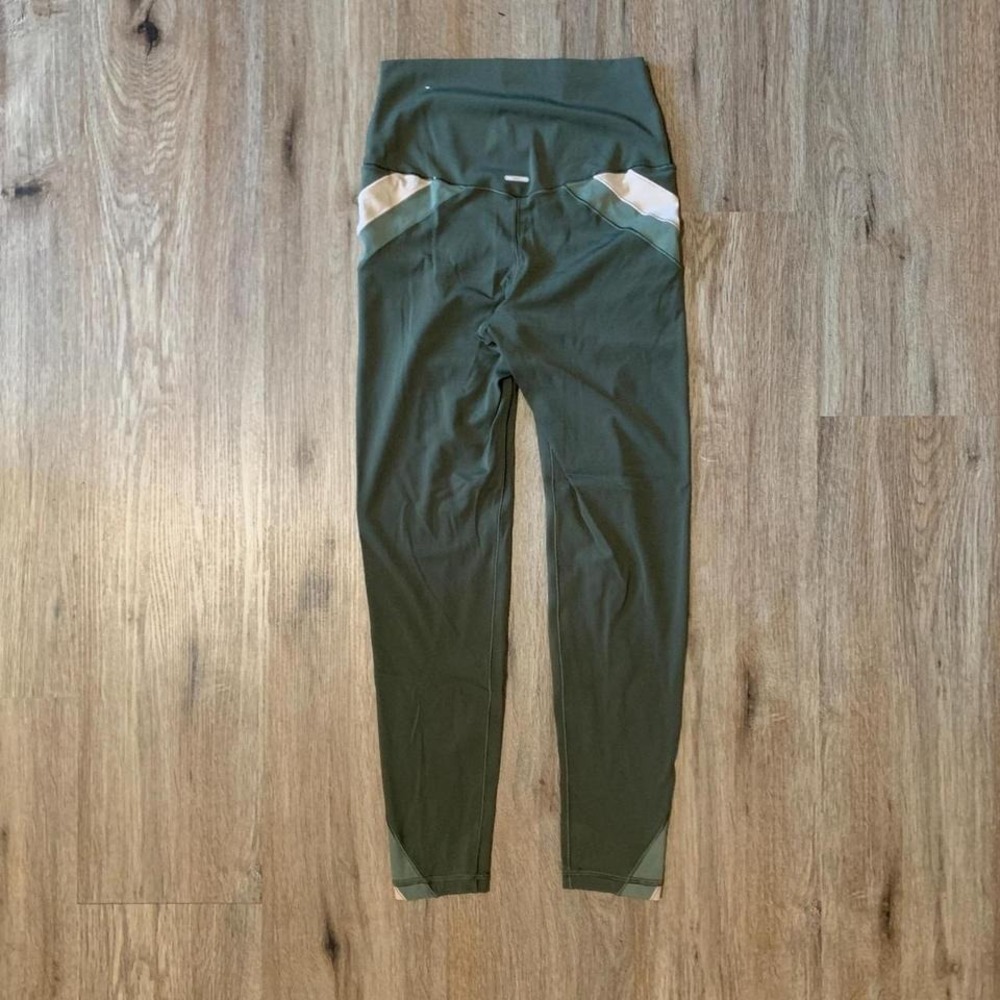 Aerie striped yoga tight leggings in olive green tan - size small women - Picture 3 of 5